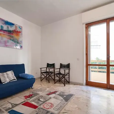 Andrew Lido San Giovanni Apartment